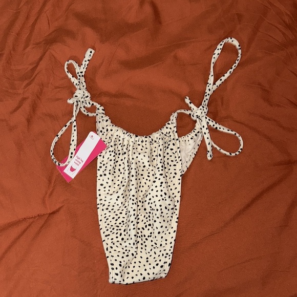 NWT high leg scoop waist tie bikini bottoms - Picture 3 of 3